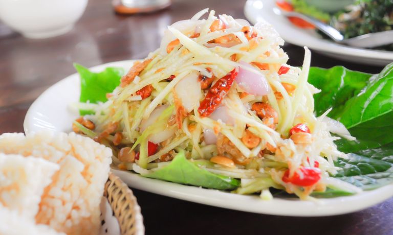 Papaya And Green Mango Salad